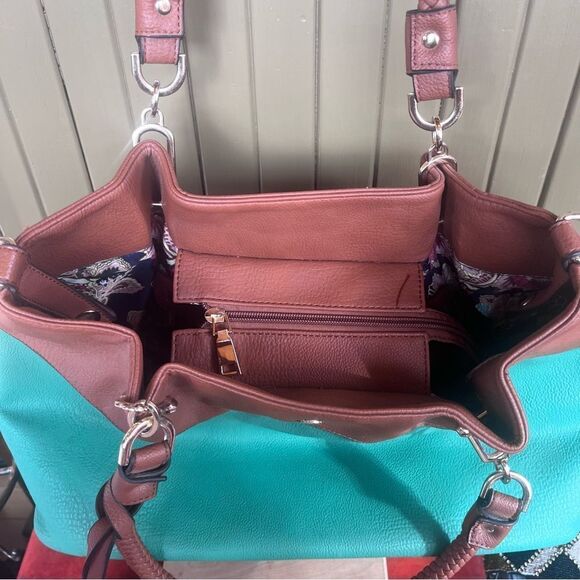 Black Rivet Color-block Green / Tan Faux Leather Bucket Shoulder Bag - Picture 8 of 13